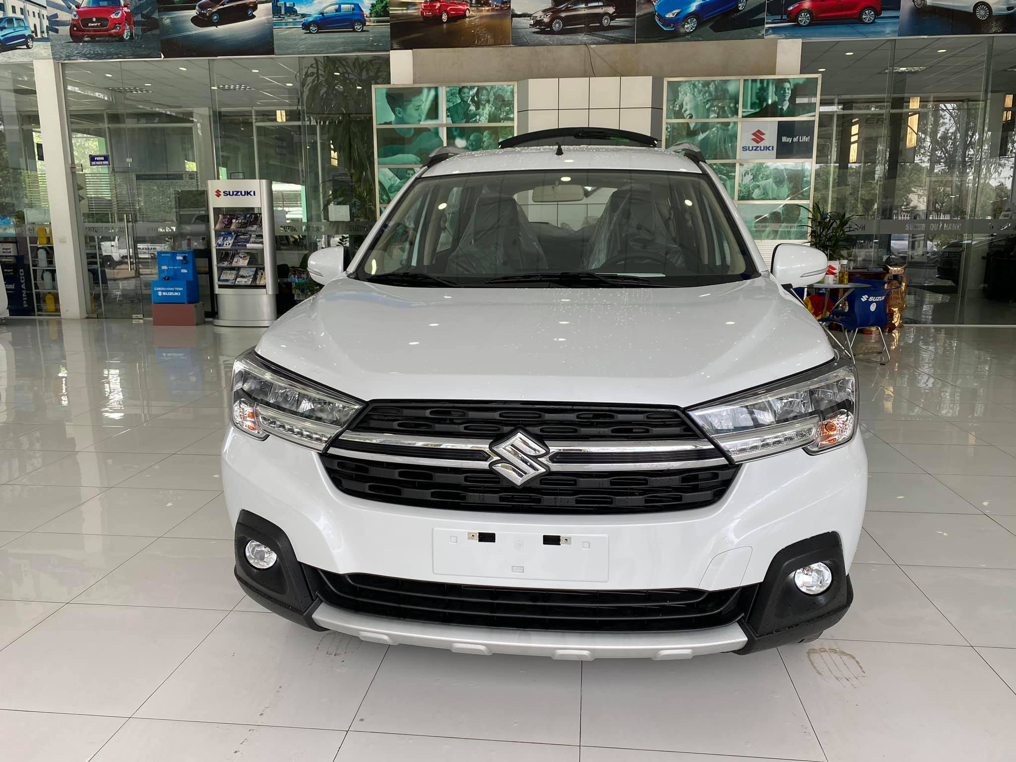 suzuki-xl7-2020-10